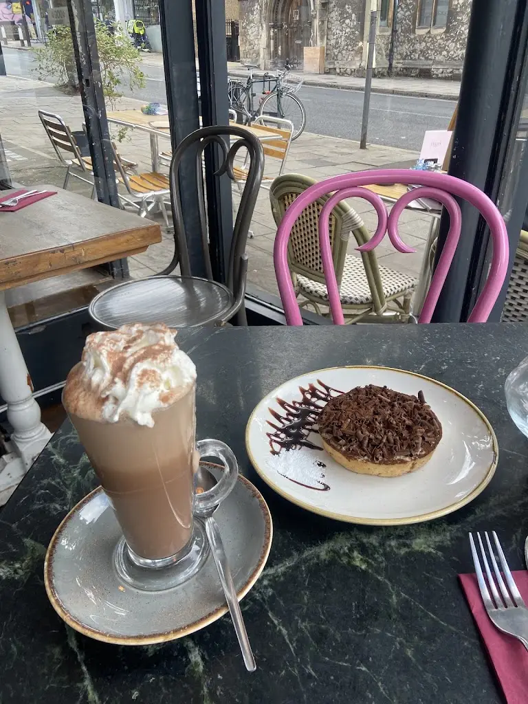 Alice West_Lydia Brasserie_Crouch End_review