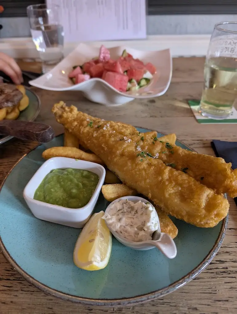 White Hart_Cuxton_slider_image_2