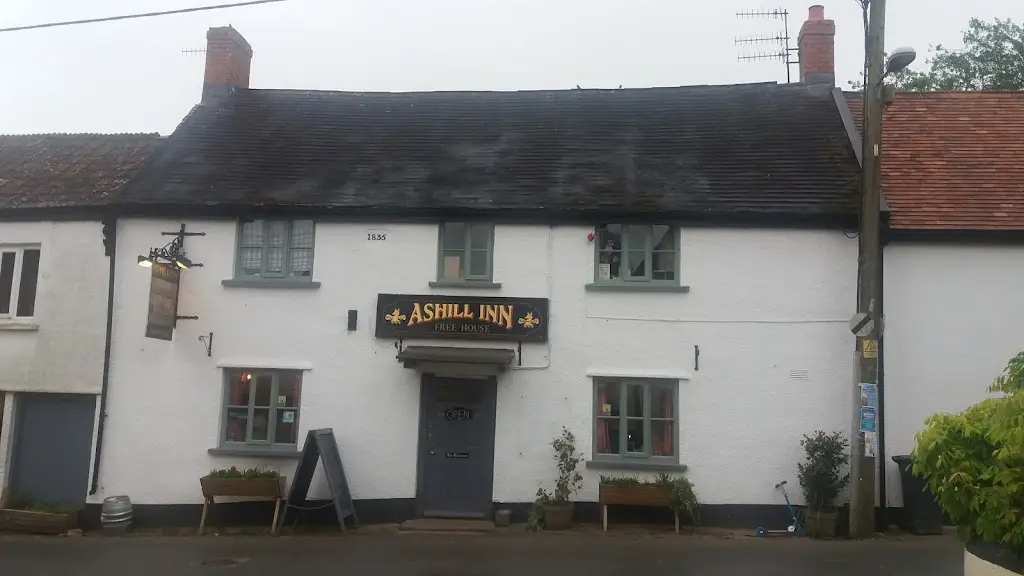 Ashill Inn_Cullompton_slider_image_2