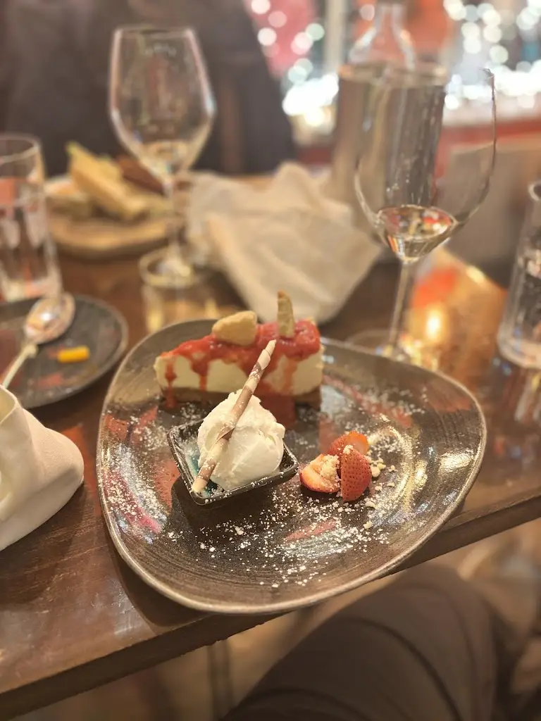 George MacMillan_The Jumble Room_Cumbria_review