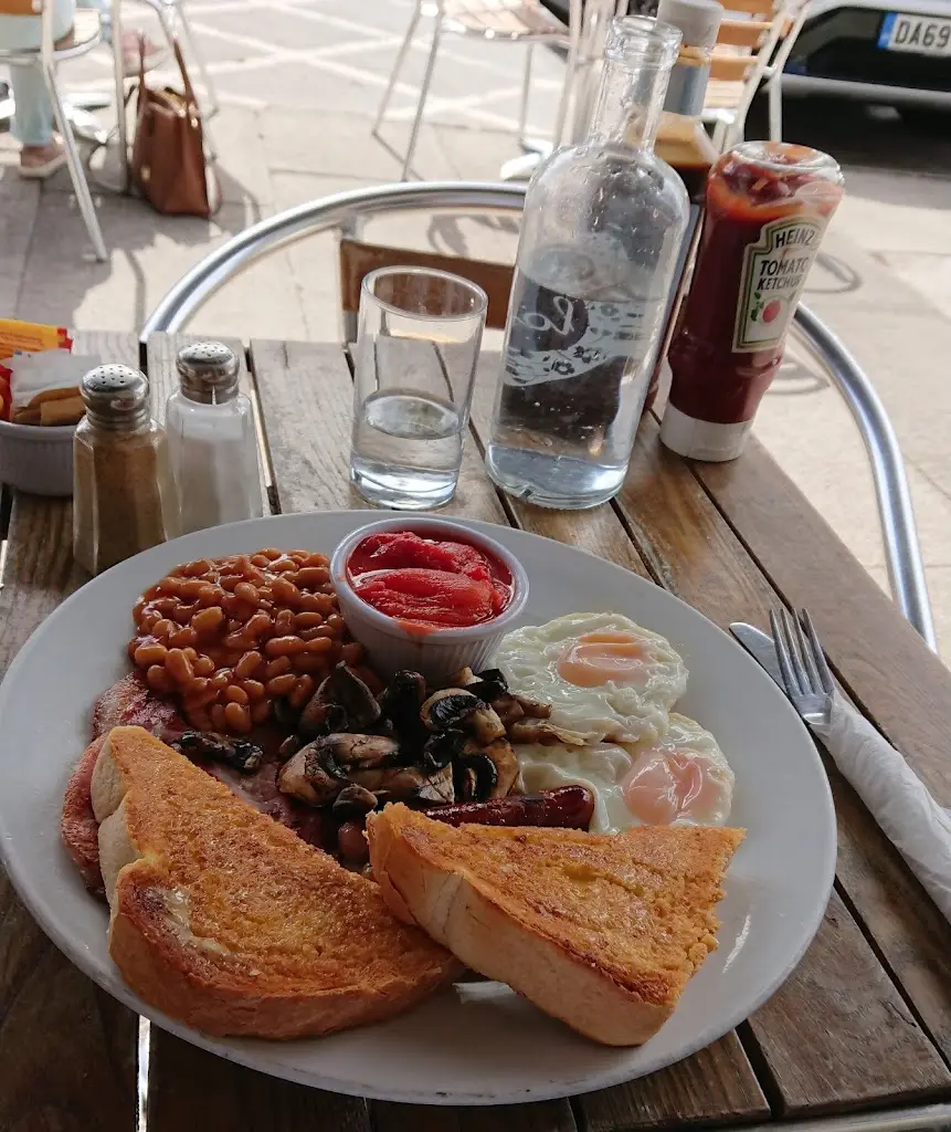 J C_McDee's_Culcheth_review