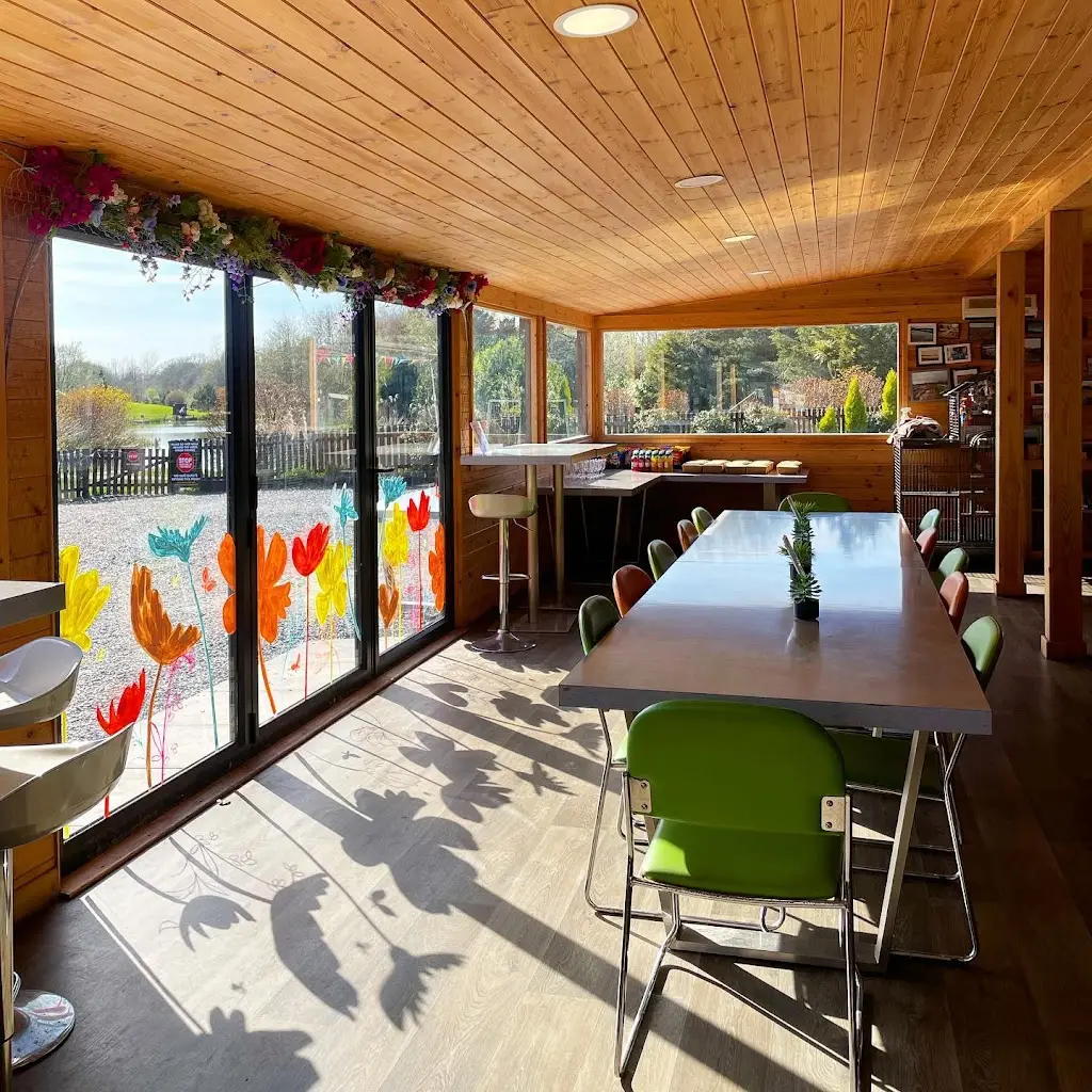 Partridge Lakes Cafe_Culcheth_slider_image_1