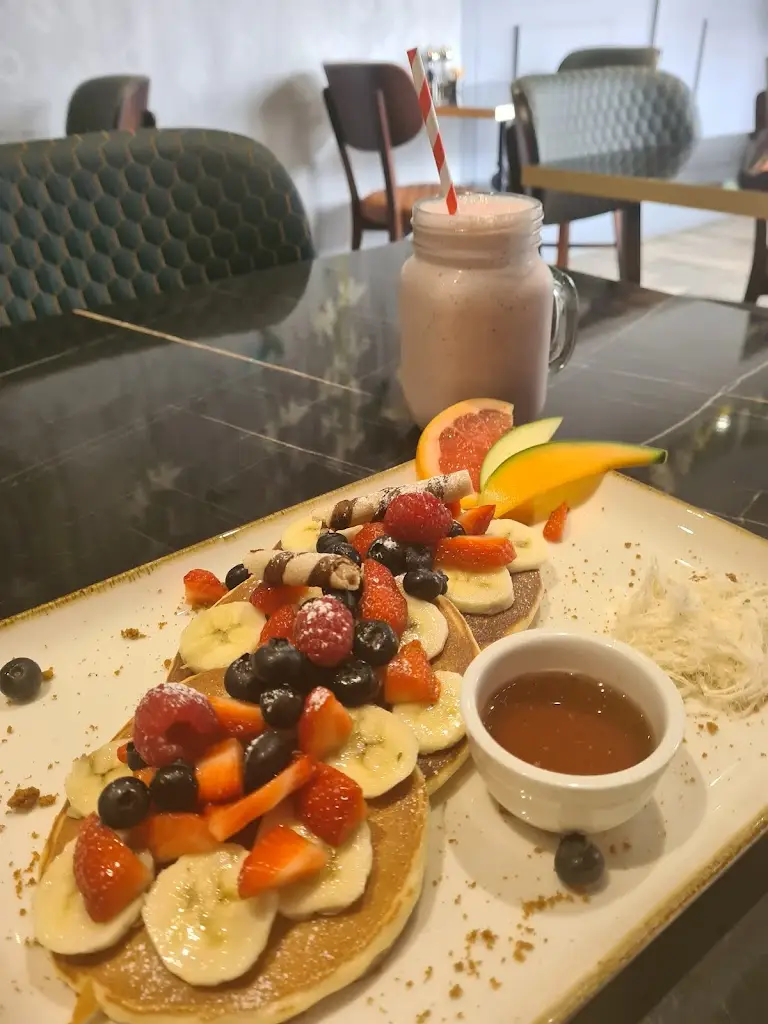 Menu_Loca Cafe Bistro and Lounge_Cuffley_image_4