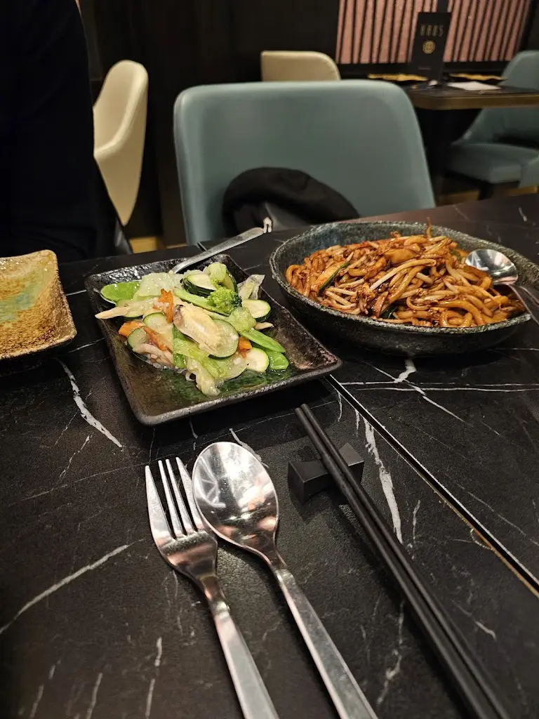 Menu_HAUS Bar & Restaurant_Cuffley_image_5