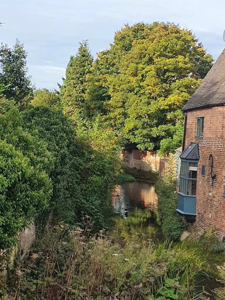 Bridge_Ashbourne_slider_image_3