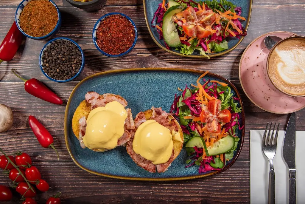 Cuffley Cafe & Bistro_Cuffley_slider_image_3