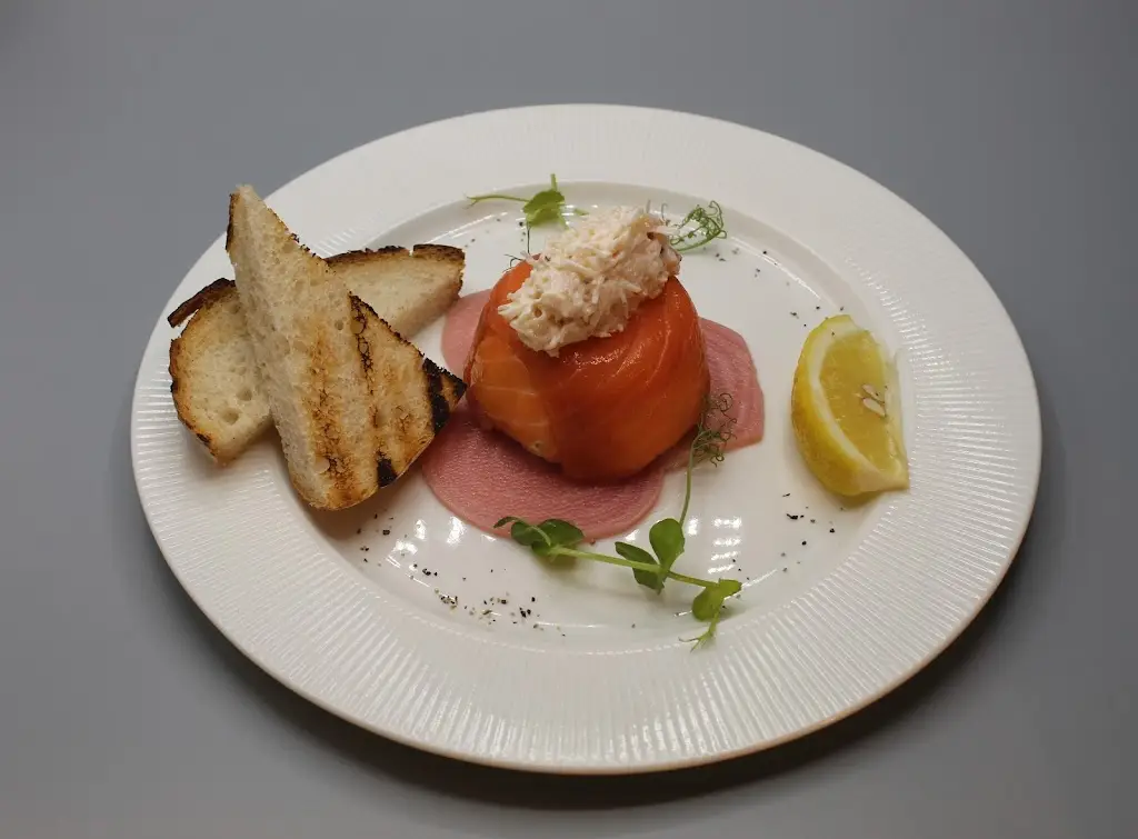 Gables Restaurant - Home_Cuffley_slider_image_3