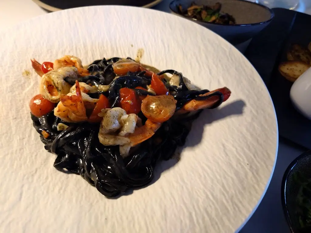 The Old Paparazzi_Cuffley_slider_image_3