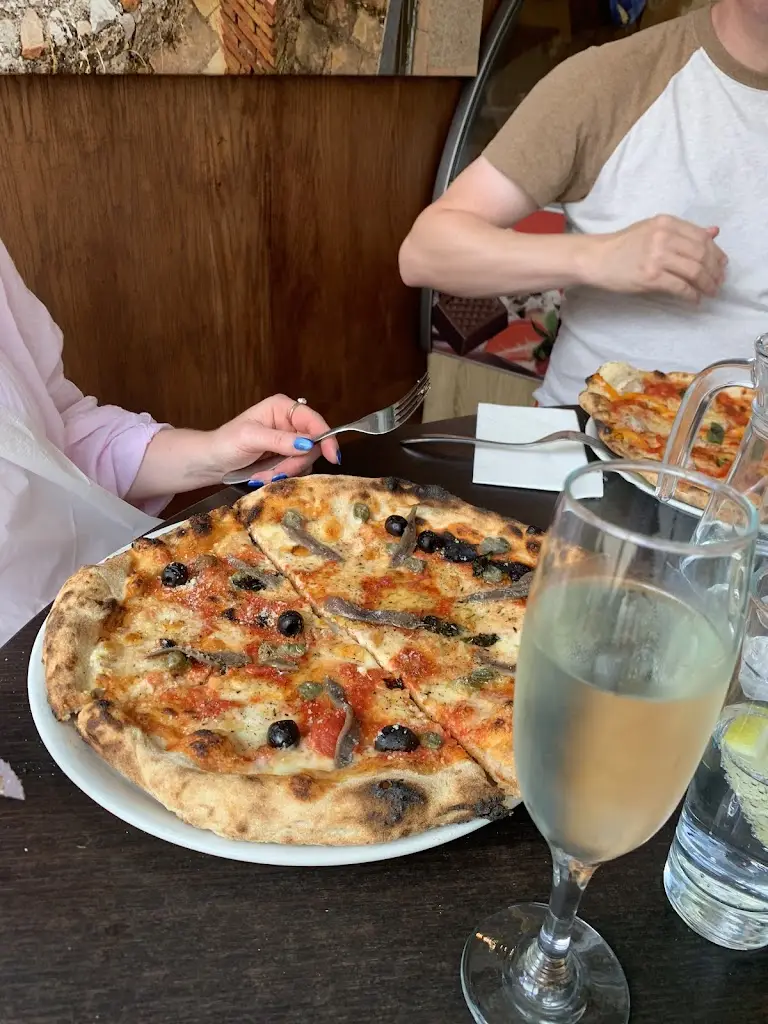 Tracy Atkinson_Donna Maria_Crowborough_review