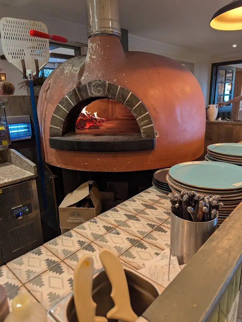 The Lazy Fox_Crowborough_slider_image_3