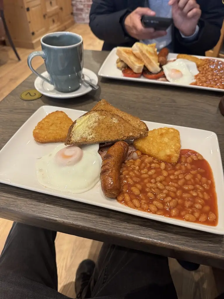 Federico barbarossa_TORO & CAFE TN6_Crowborough_review