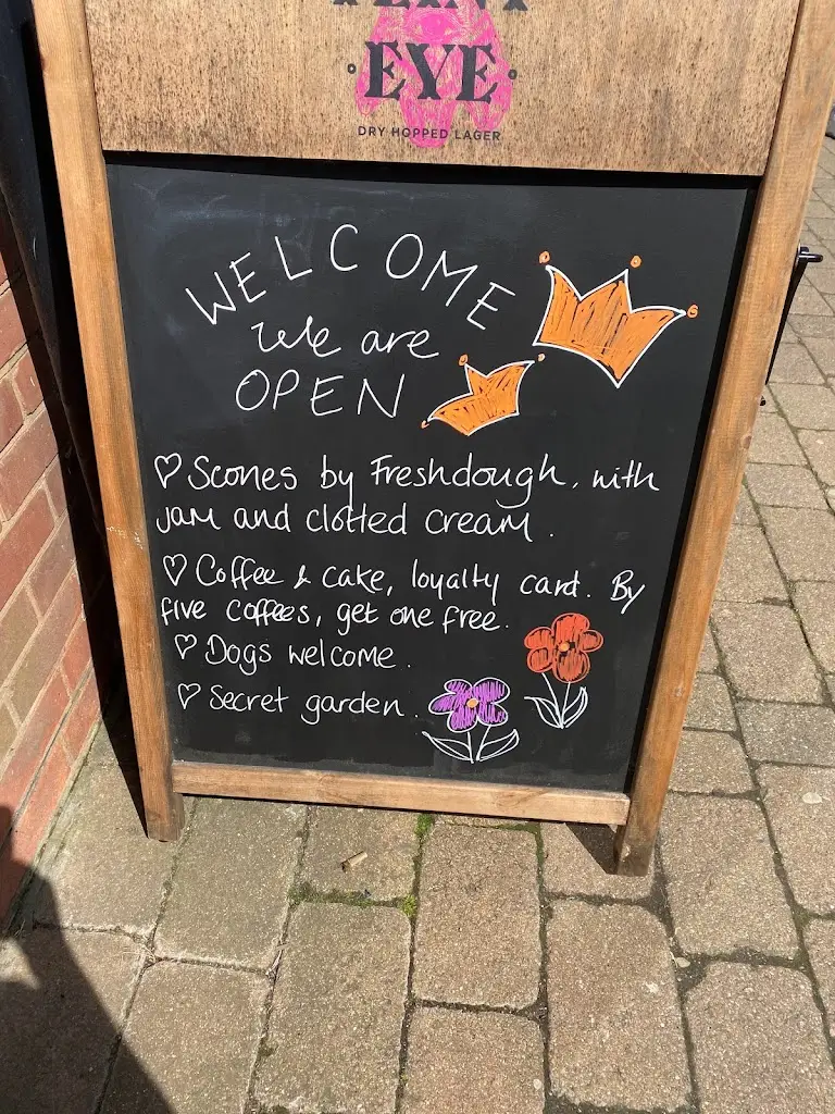 Menu_Bar Trend_Crowborough_image_4