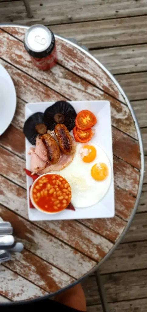 Menu_Bar Trend_Crowborough_image_5