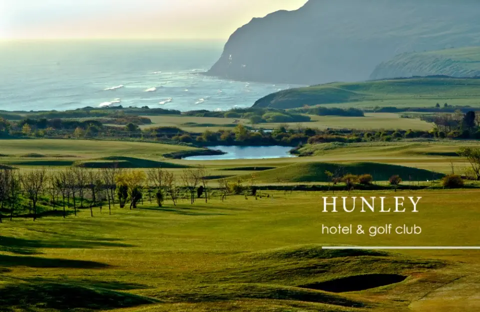 Hunley Golf Club restaurant in Danby