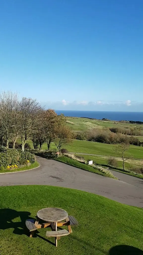 Hunley Golf Club_Danby_slider_image_2