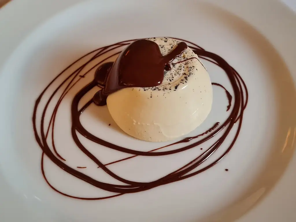 Restaurant Number 20_Danby_slider_image_3