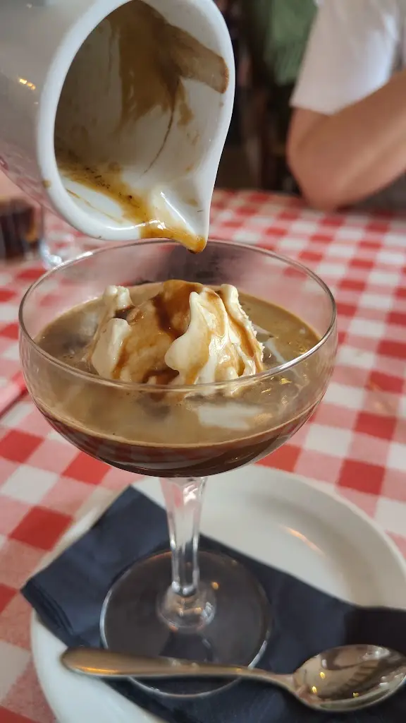 Luigi's Al Fresco at The Griffin_Danbury_slider_image_2