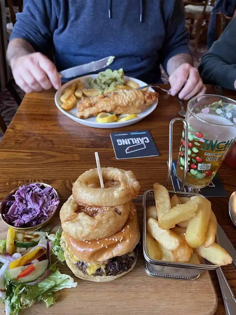Rachel Sawdon_The Cross Keys - Darfield_Darfield_review