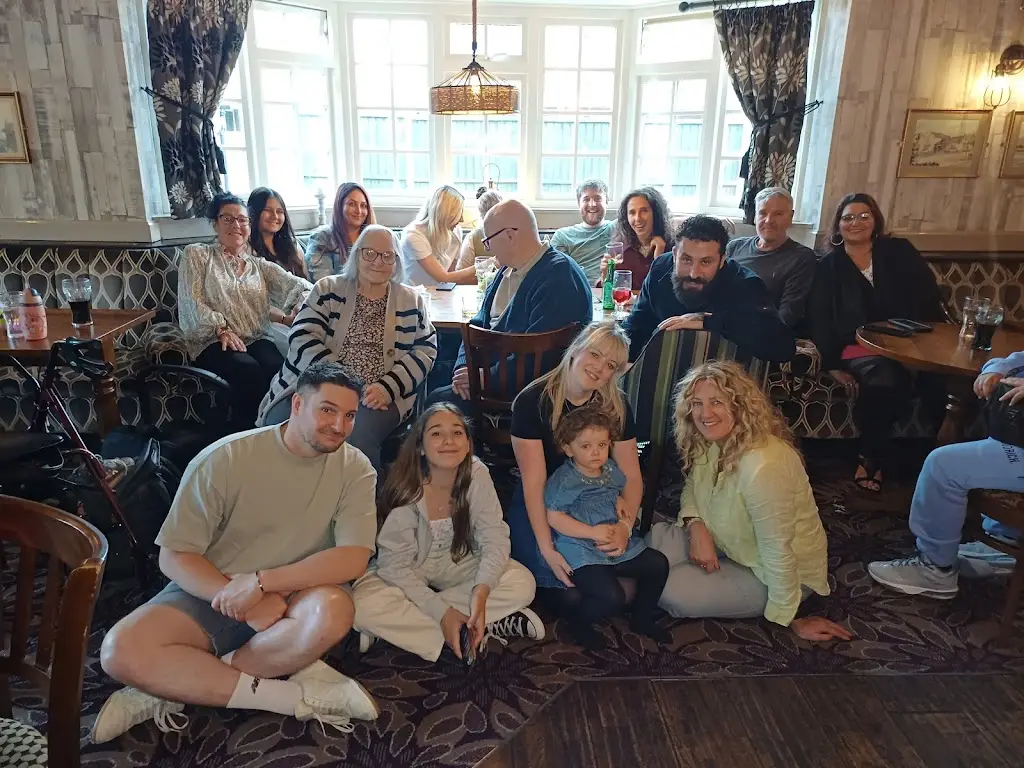 Marie Wheatman_The Cross Keys - Darfield_Darfield_review