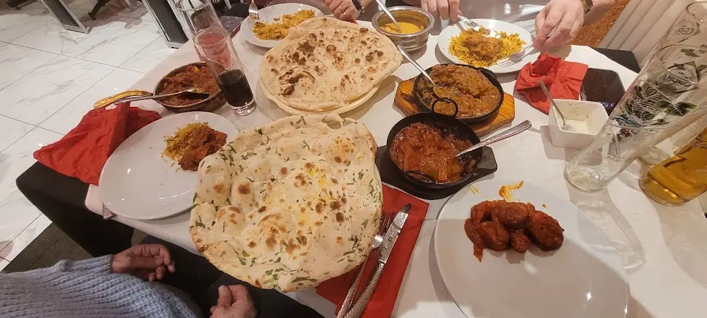 Balti Palace Darton_Darton_slider_image_2