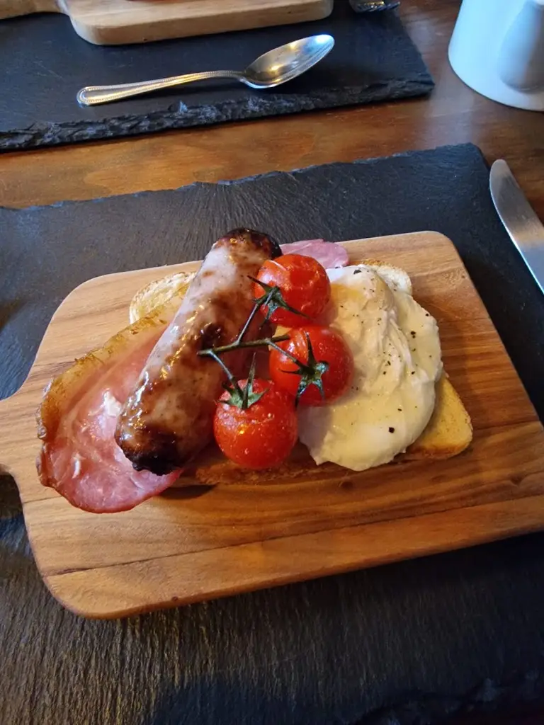 Emma Allen_The Black Dog Inn, Dalton-in-Furness_Dalton in Furness_review