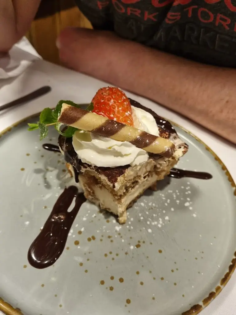 Menu_Pinocchio restaurant_Ashton-under-Lyne_image_5