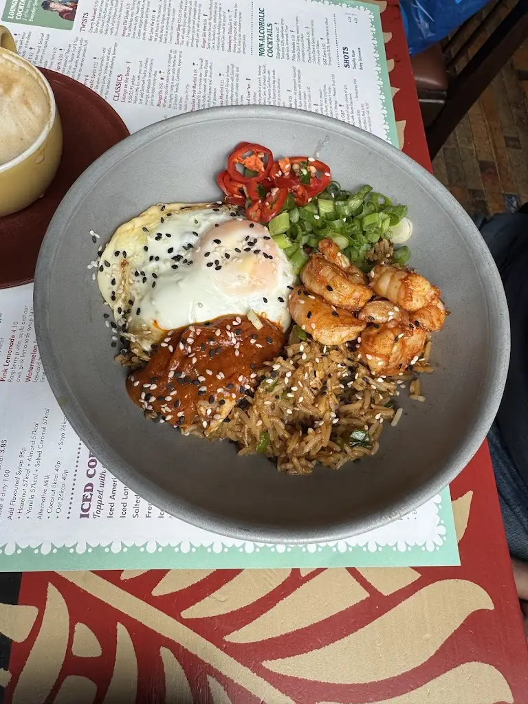 Kasia Urbanek_Viento Lounge_Daventry_review