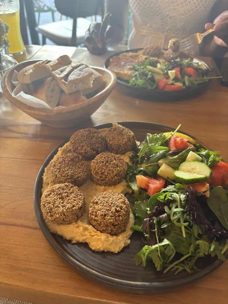 Karyn C_Zer Middle East Kitchen_Dalston_review
