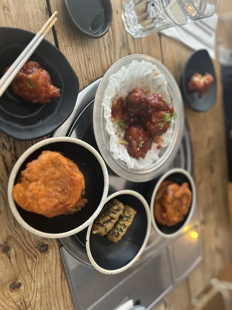 Jalal Mo_Babsang_Dalston_review