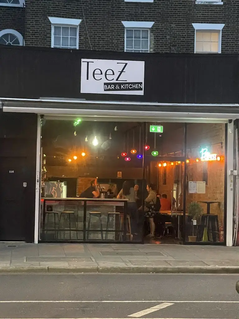 Teez Bar & Kitchen restaurante en Dalston