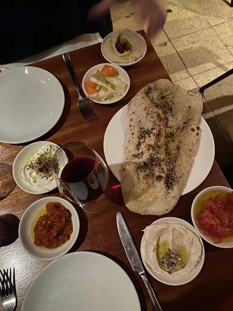 Isabella Panayiotou_OREN_Dalston_recensione