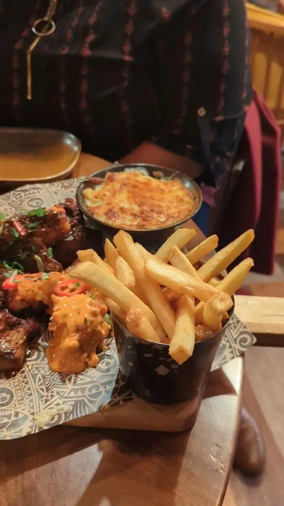 Afrikana Restaurant Dalston_Dalston_slider_image_2