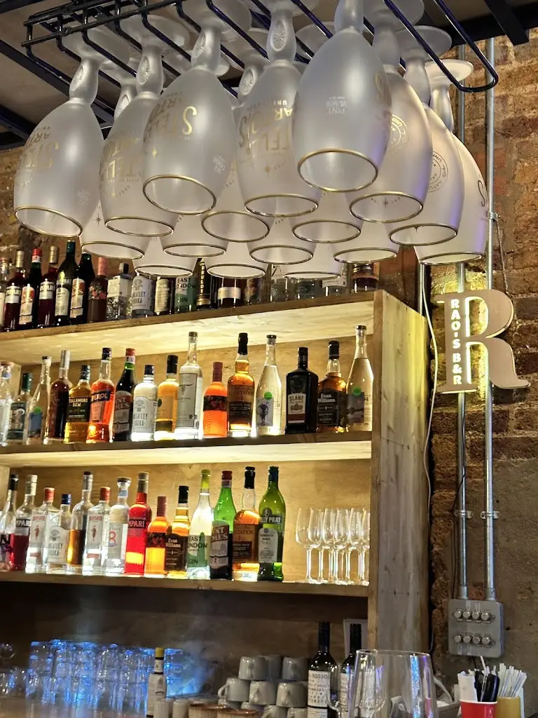 Rao's Bar & Restaurant_Dalston_slider_image_1