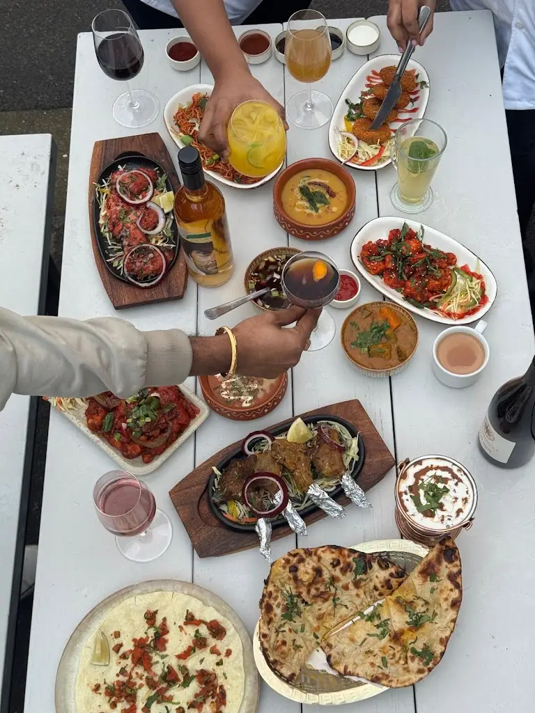 Rao's Bar & Restaurant_Dalston_slider_image_3