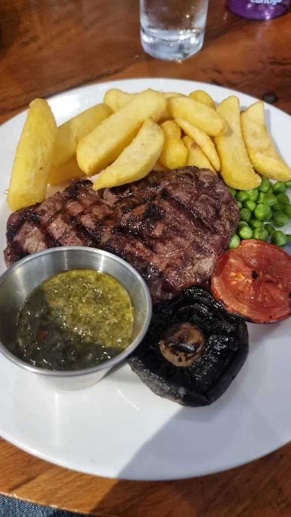 Varsha Nair_Bentley Green Beefeater_Darlaston_review
