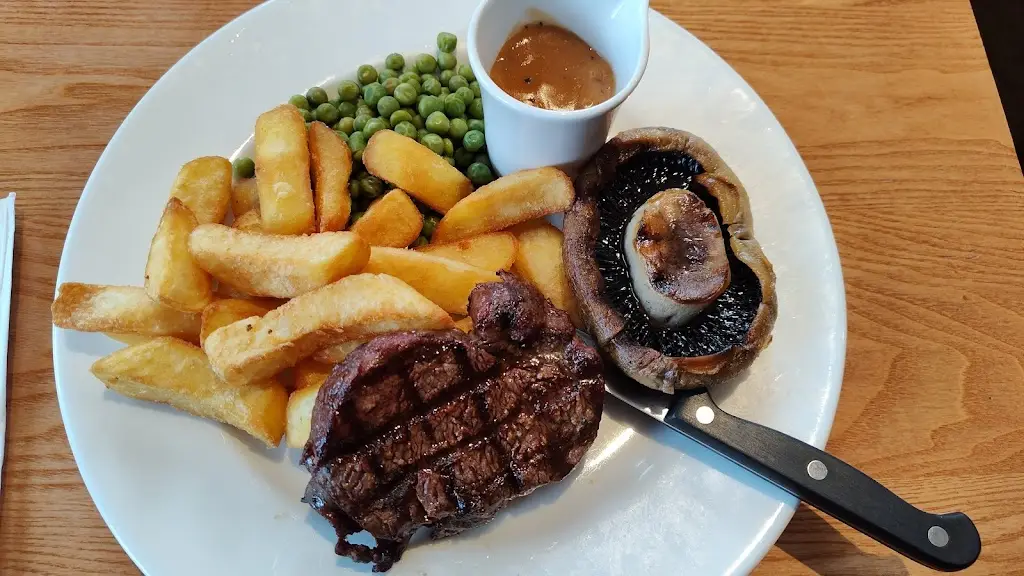 Bentley Green Beefeater_Darlaston_slider_image_3