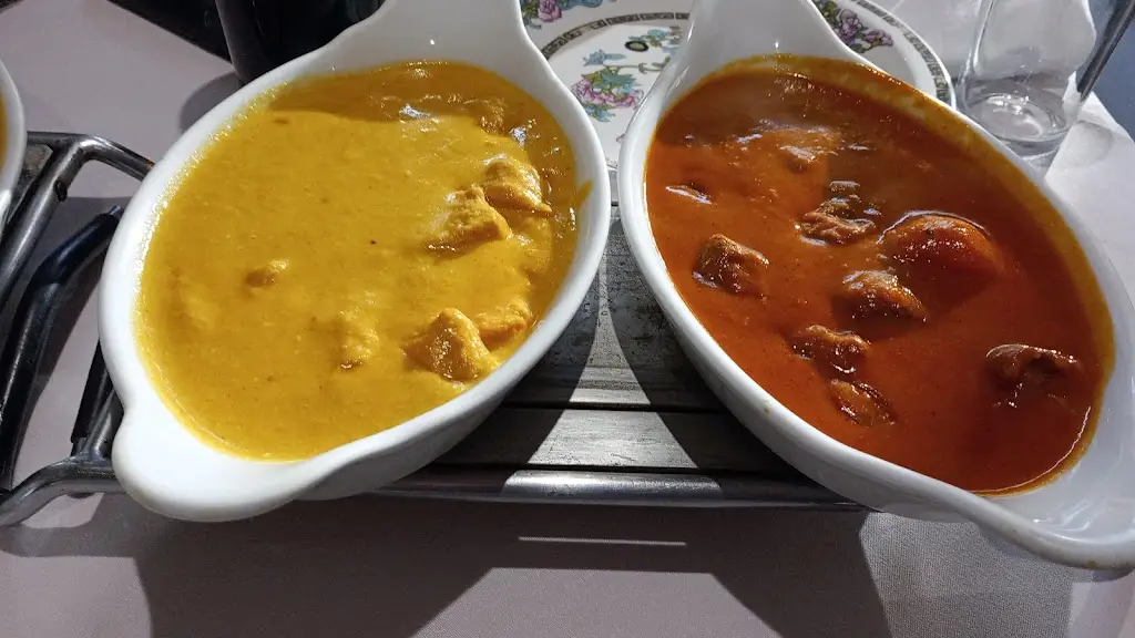 Liam Mitchell_Taj Mahal_Addlestone_review