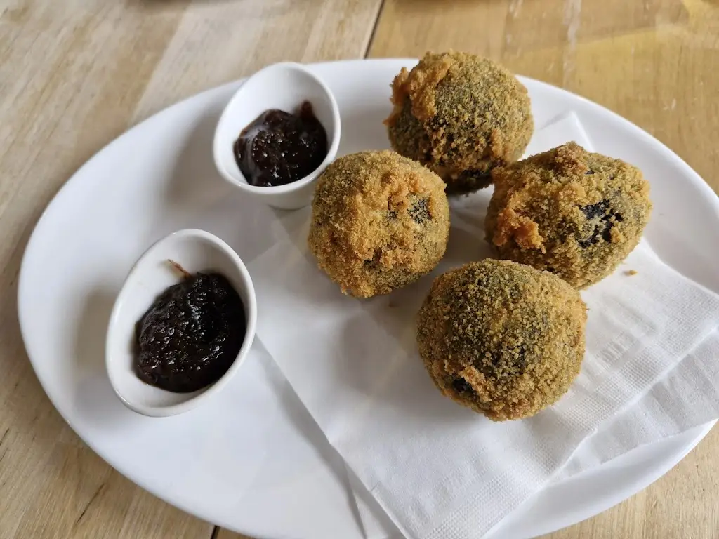 Tracey Crookes_Old Cross Tapas And Grill_Ashton-under-Lyne_recensione