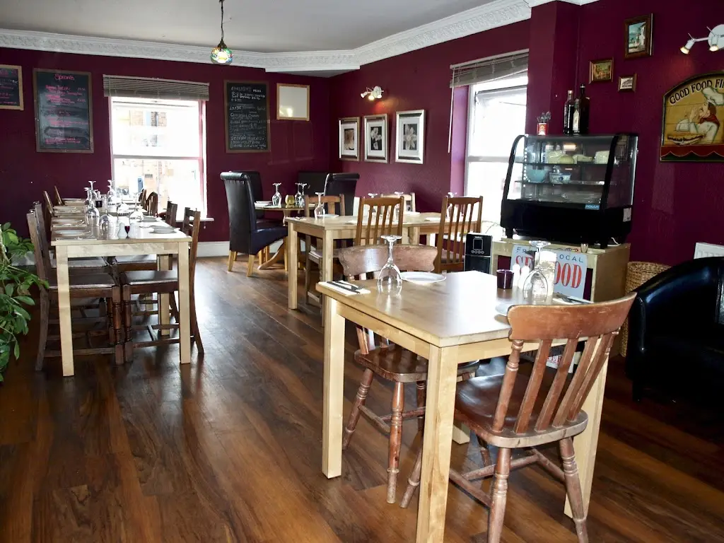 Old Cross Tapas And Grill_Ashton-under-Lyne_slider_image_3