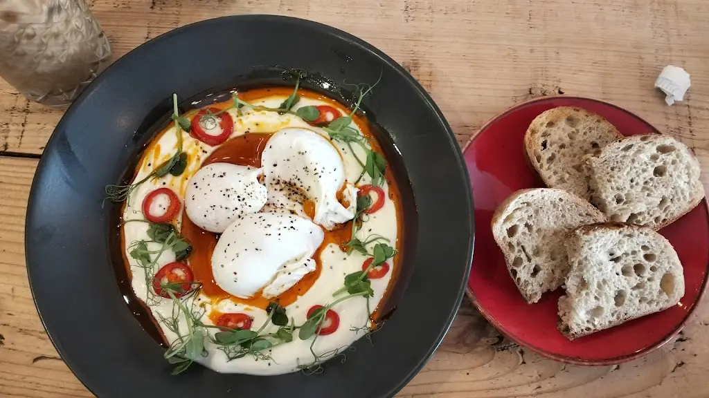 The Wandering Duck_Darlington_slider_image_2