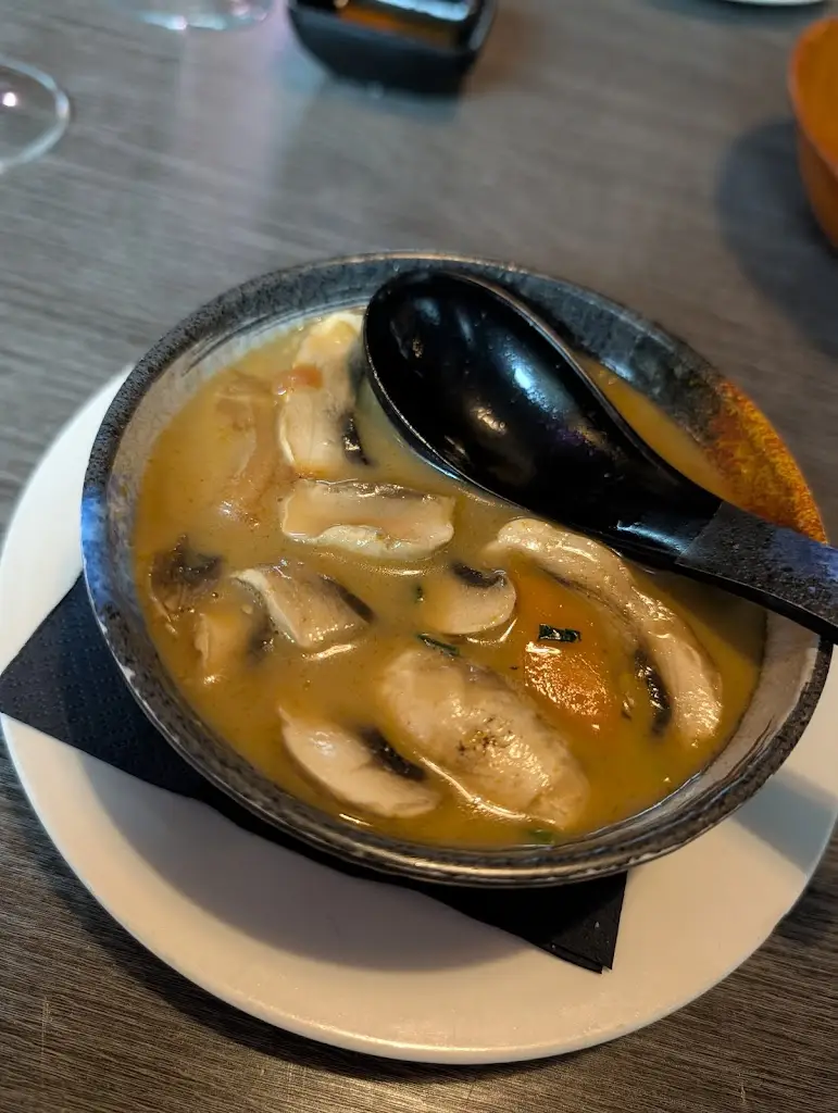 Stacey_Asianista Darlington_Darlington_review