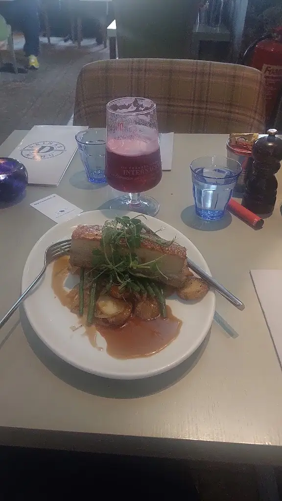 Rachel T_Restaurant at Deddington Arms Hotel_Deddington_recensione