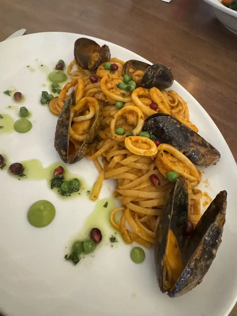nn chung_Unico's Mediterranean Restaurant_Dartford_review