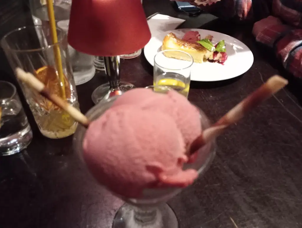 Taylor Lucas_Miller & Carter Dartford_Dartford_review