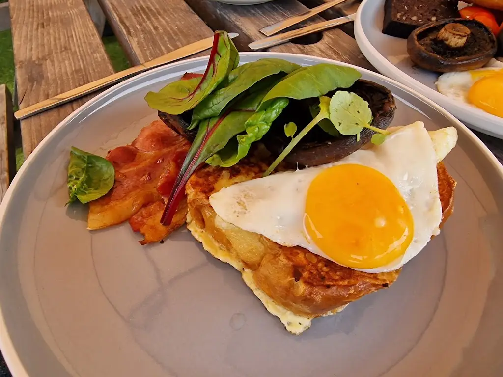 Menu_Platform one_Askam in Furness_image_8