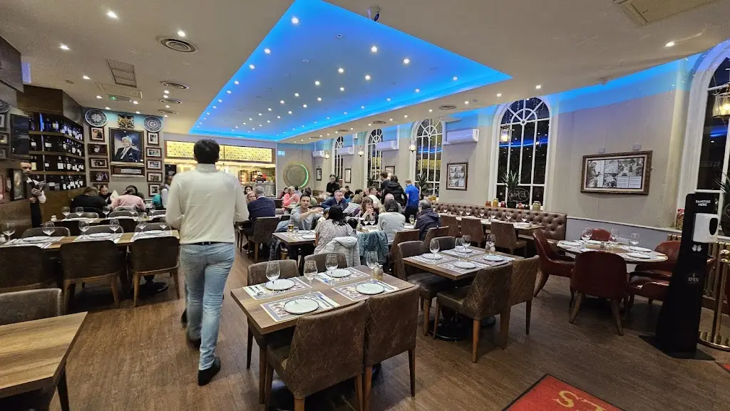 Efes Turkish Restaurant_Dartford_slider_image_1