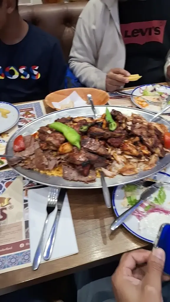 Efes Turkish Restaurant_Dartford_slider_image_2