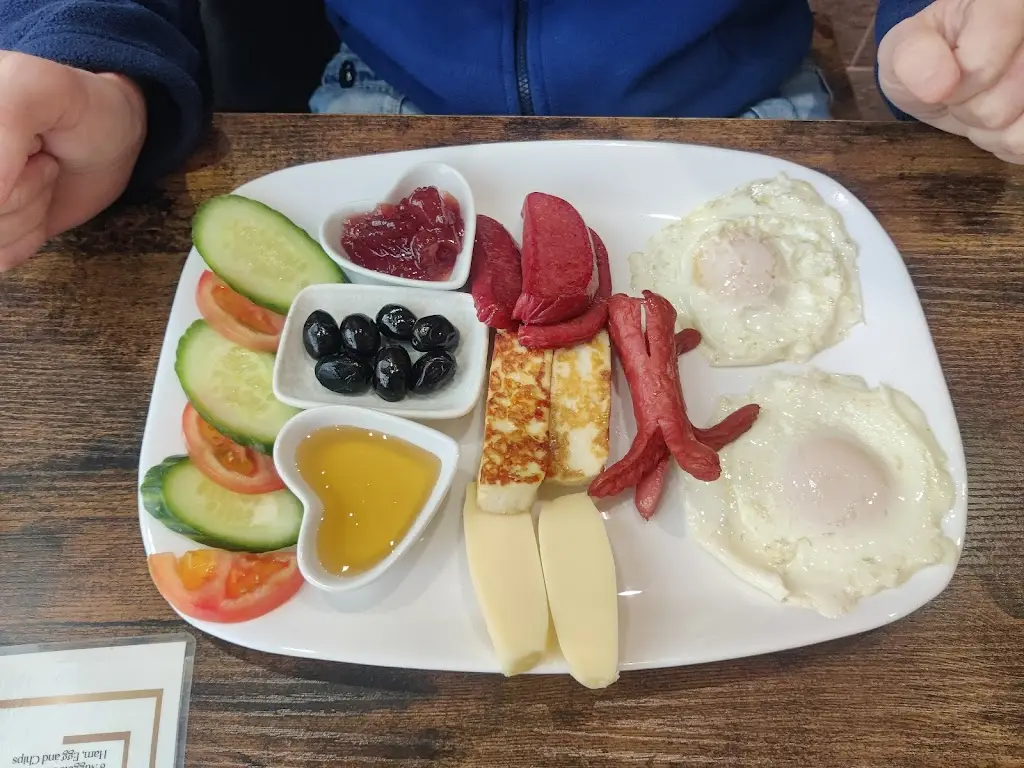 Xen Xenophontes_Munch Kitchen_Dartford_review