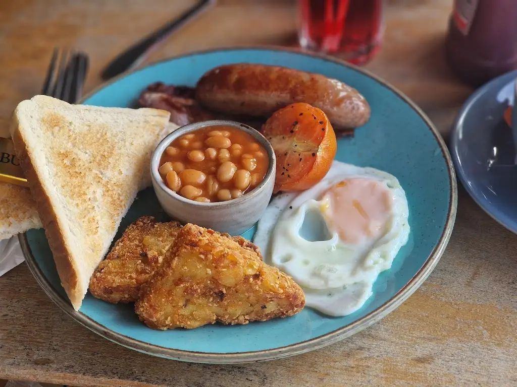 Luke Blunt_The Good The Bad And The Hungry_Debenham_review