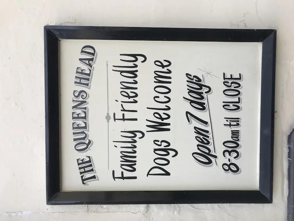 Tegan Mathews_Queen's Head_Debenham_review